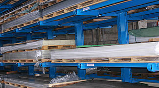 Cantilever racking system steel storage